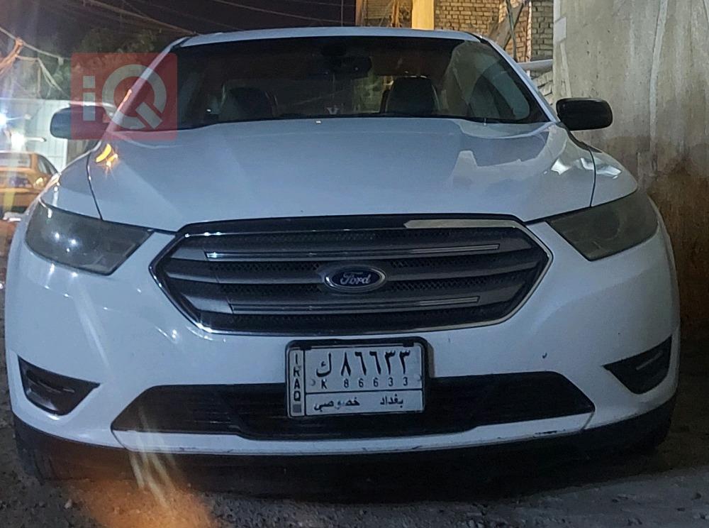 Ford Taurus